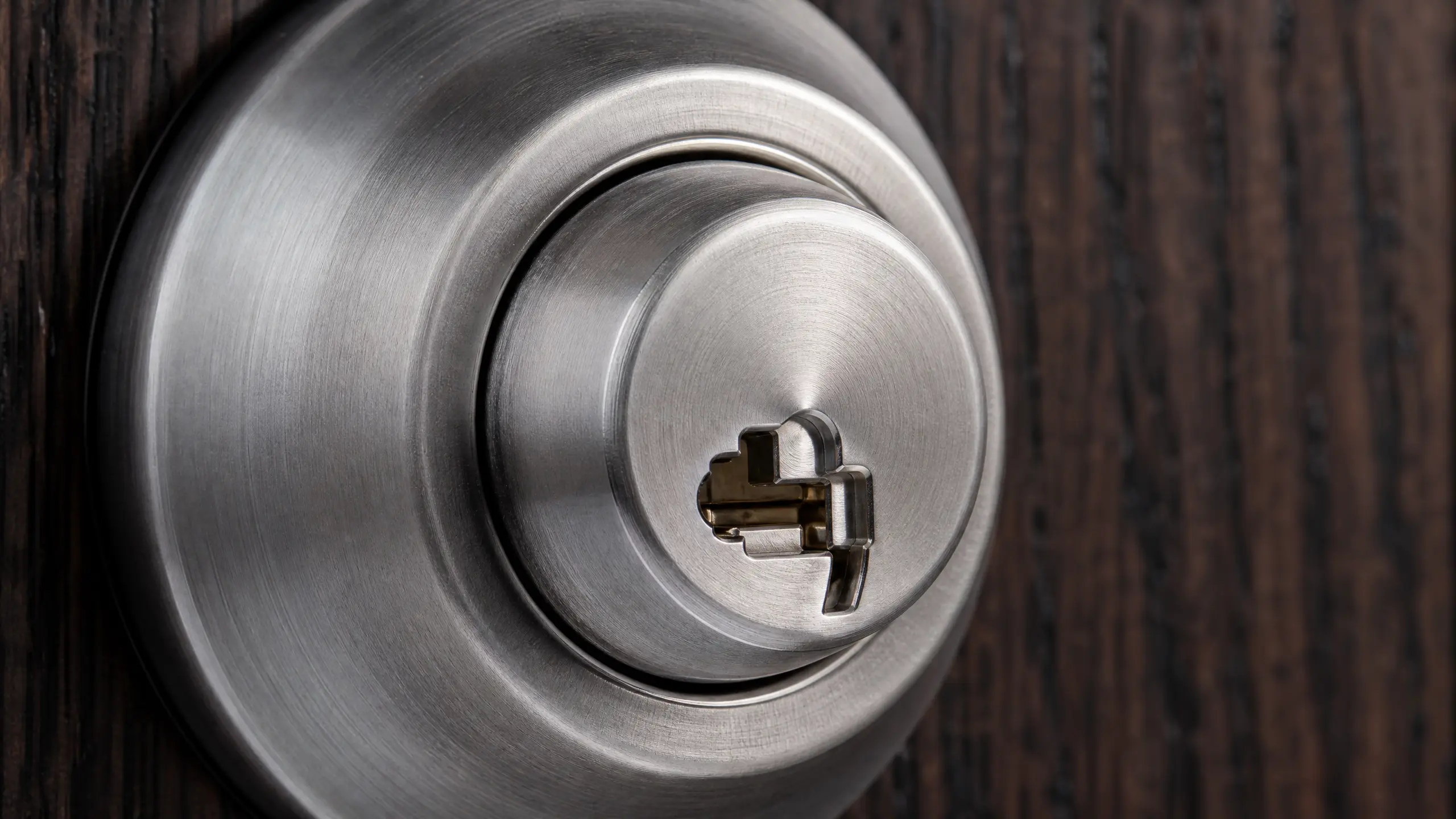 Best High-Security Deadbolt Locks (2026 Guide)